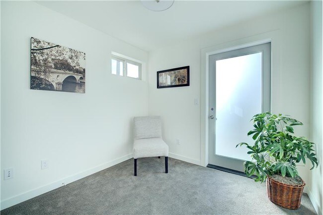 Photo - 2008 NW 59th St Apartment