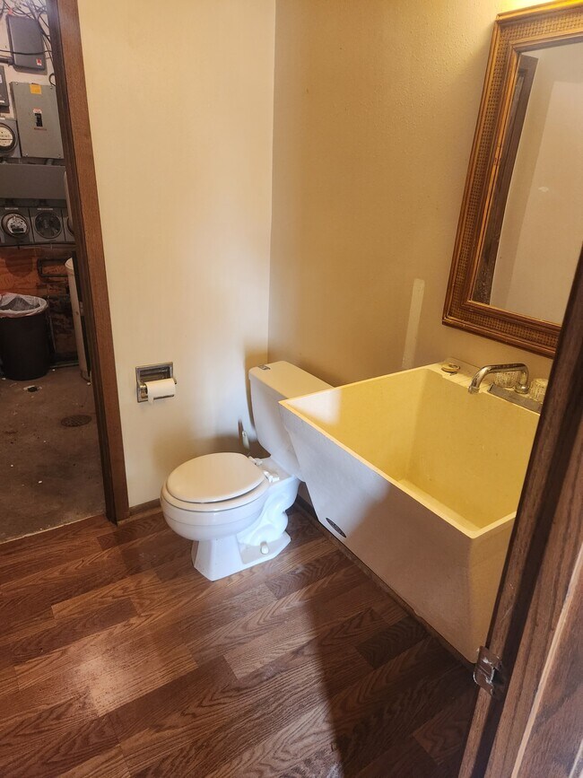 102 County Hwy 82 Unit Office, Ashby, MN 56309 Apartments in Ashby