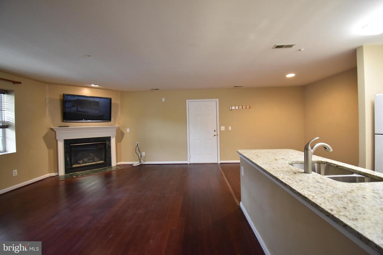 Primary Photo - 12108 Tullamore Ct