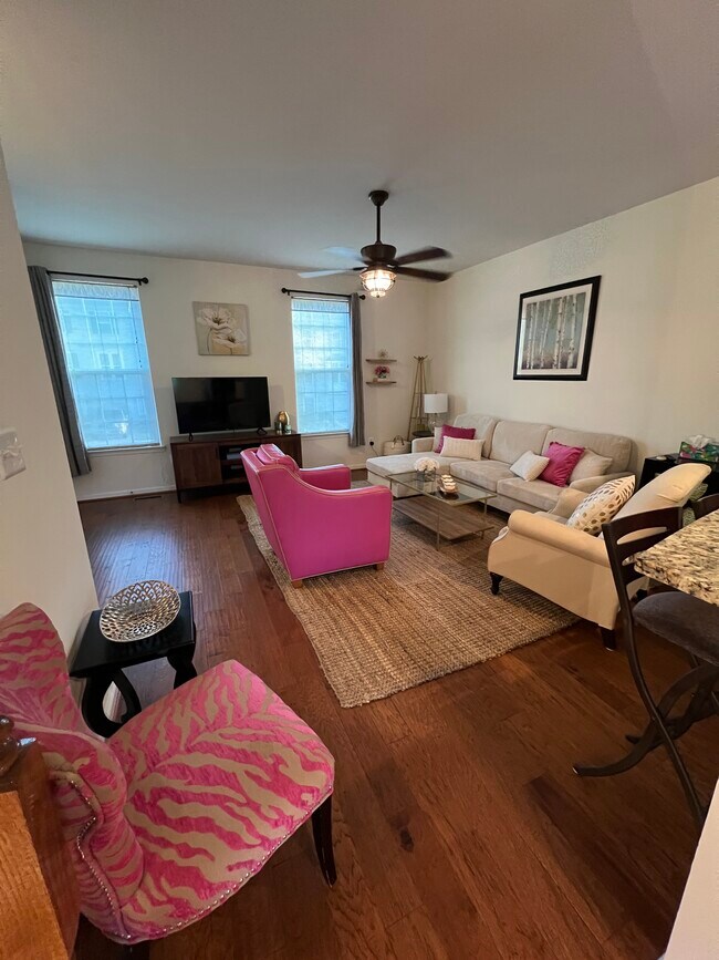 Living Room - 2172 Whispering Hollow Ln