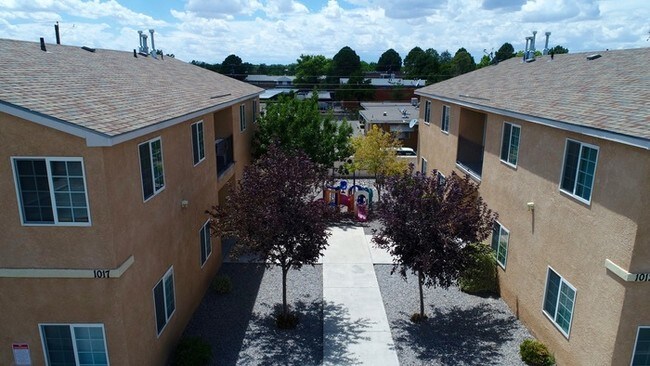 1017 Alvarado Dr Se Unit 1 Albuquerque Nm 87108 Apartment For Rent In Albuquerque Nm Apartments Com