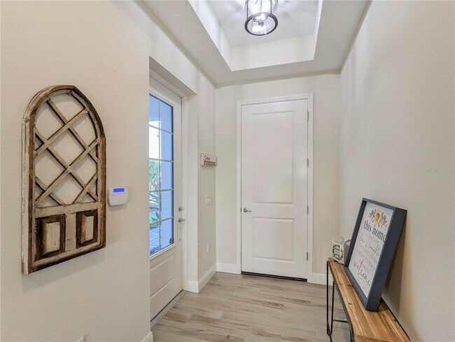 Foto del edificio - 1045 Crosswind Ave