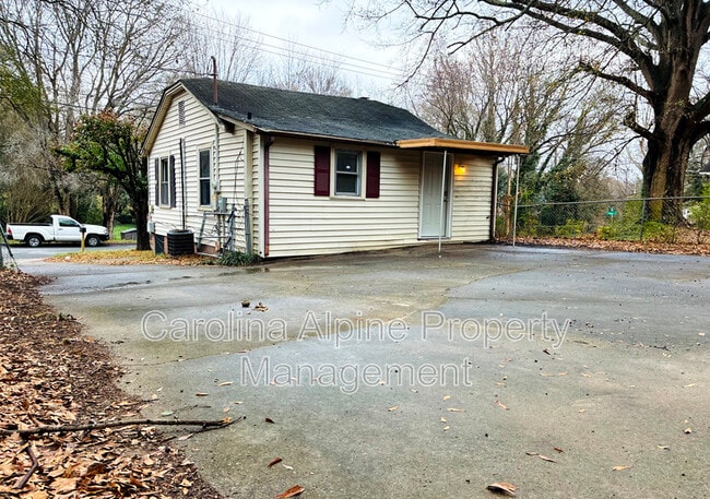 Foto del edificio - 1315 Ware Ave