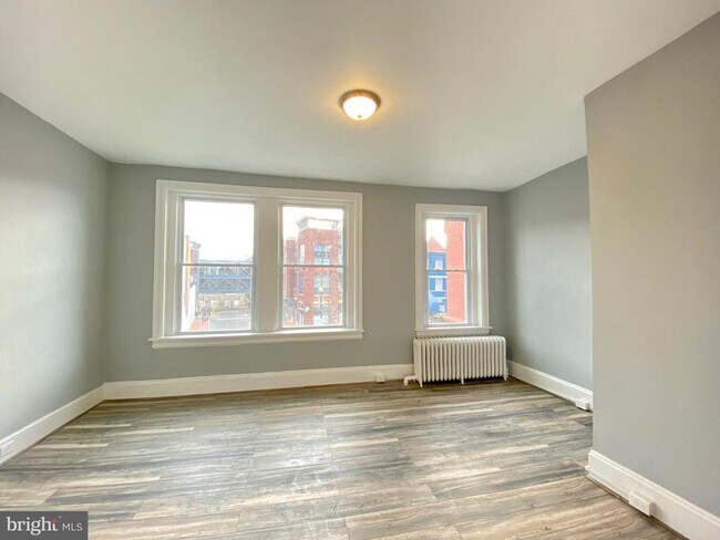 Building Photo - 2410 18th St NW