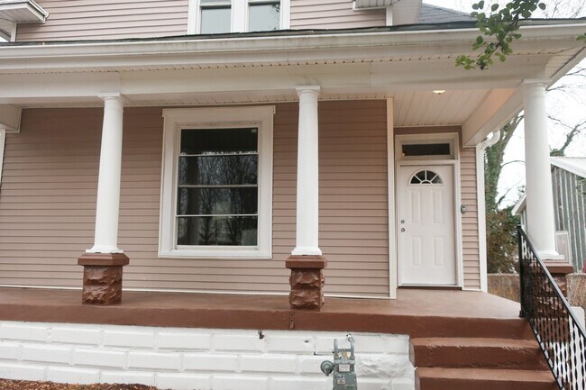 Foto del edificio - 3 br, 2 bath House - 1627 Lee Court
