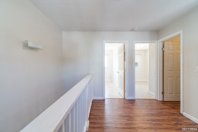 Foto del edificio - 2BR/1BA/2PKG in the Great location/ Waipah...