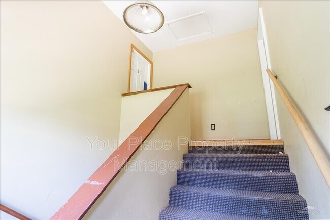 Building Photo - 907 US-34