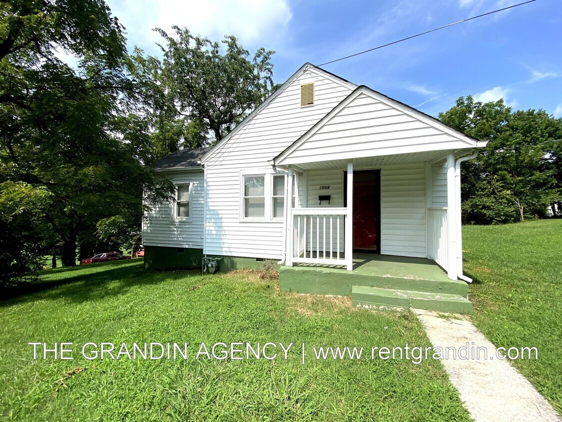 Primary Photo - 1008 22nd St NW