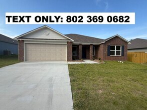 Building Photo - 1151 Meadows Dr