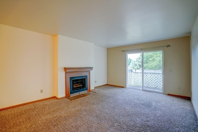 Building Photo - Westbriar Apartments