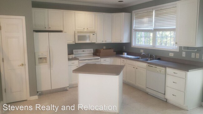 Building Photo - 3 br, 2.5 bath House - 5422 Echo Ridge Road
