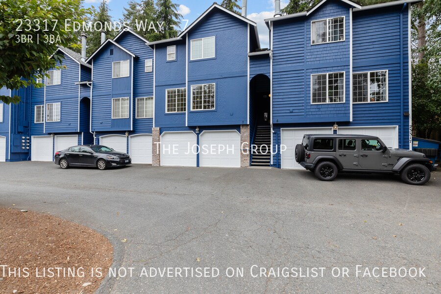 Primary Photo - Beautifully Remodeled 3BD/2.5BA Edmonds To...