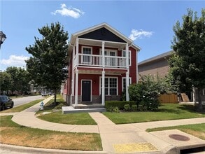 Building Photo - 537 N Keats Dr