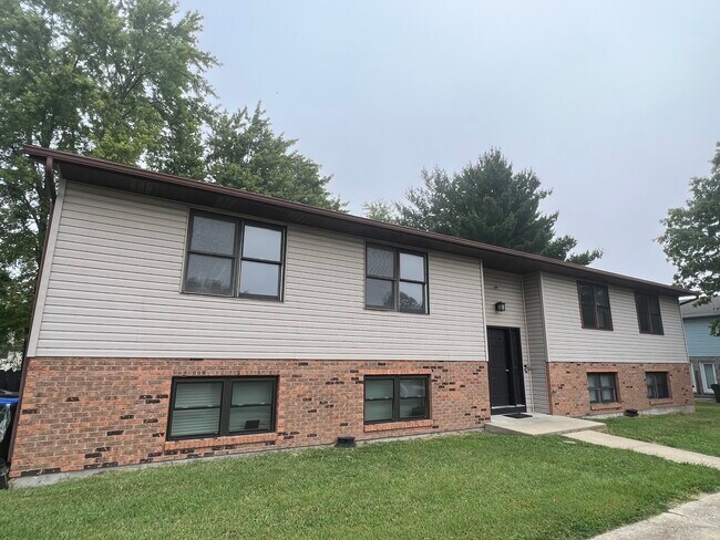 Building Photo - 103 Roosevelt Dr