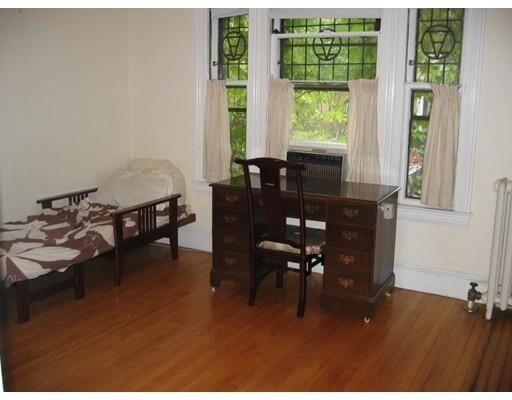 Foto del edificio - 14 Remington St