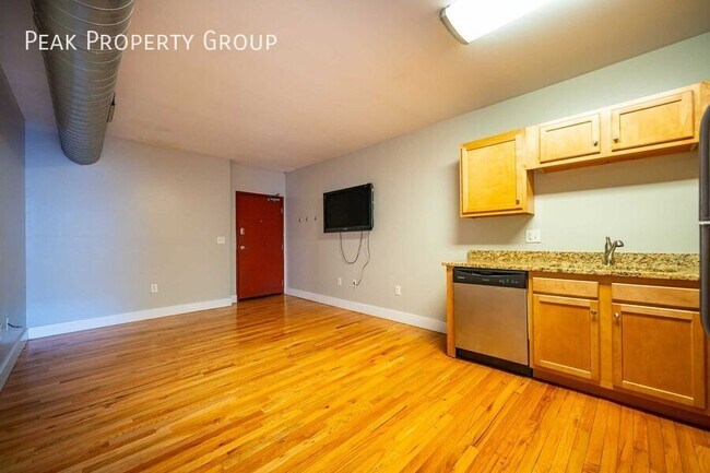 Foto del edificio - 1645 N Pearl St