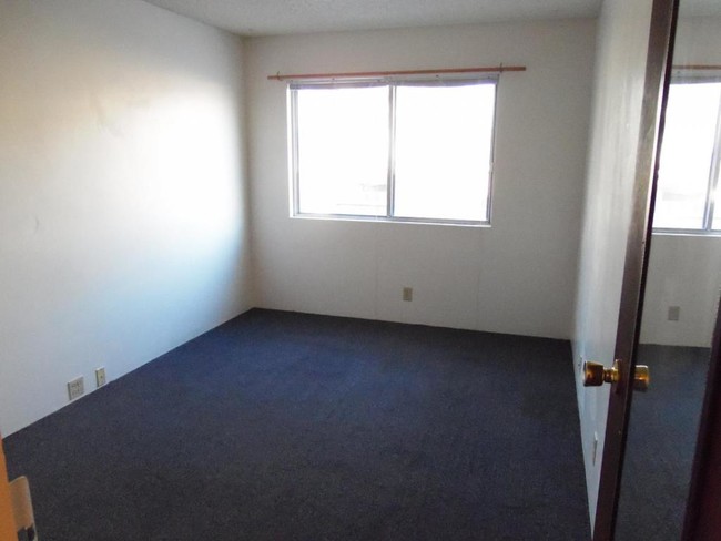 Building Photo - 1212 D Street, #12