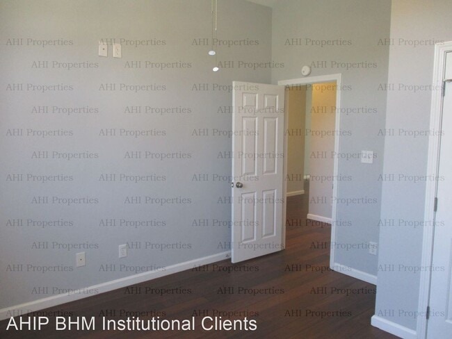 Building Photo - 3 br, 2 bath House - 8667 Cedar Springs Cir