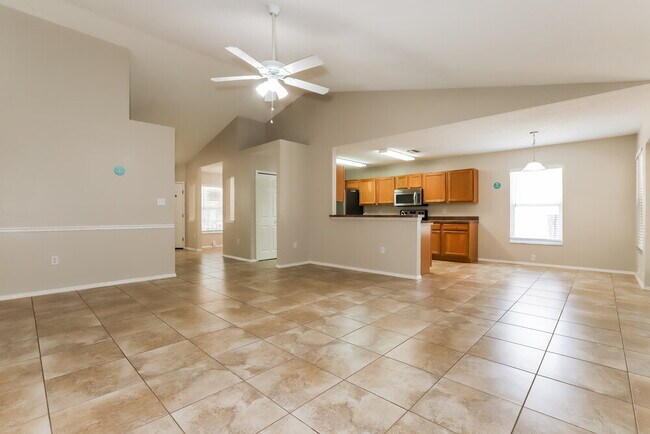 Building Photo - 11022 4th Ave E