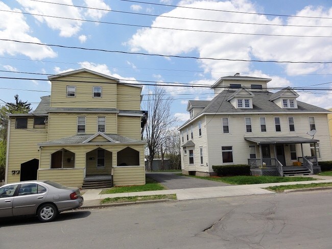 Building Photo - 31-33 Griswold St