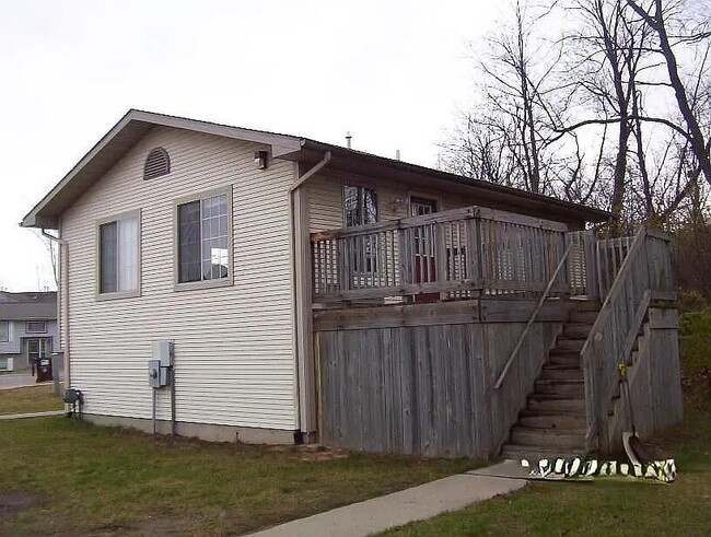 Building Photo - 1209 Jack Pine Dr