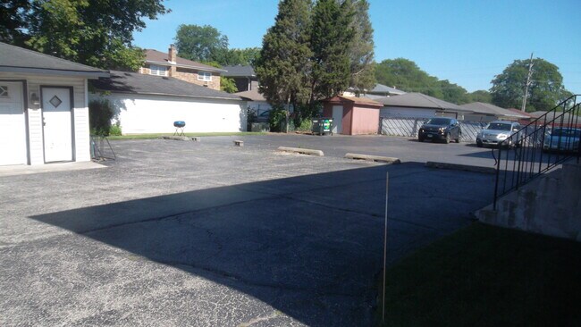 Building Photo - 4524 Park Ave