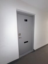 Building Photo - 20 Bradmon Dr