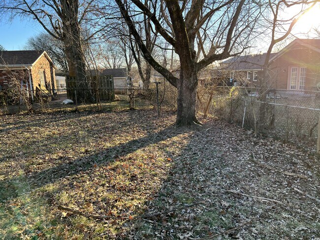 Building Photo - 6804 Reelfoot Lake Ct