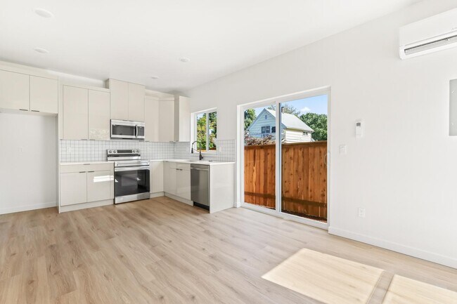 Foto del edificio - 787 NE Bryant St