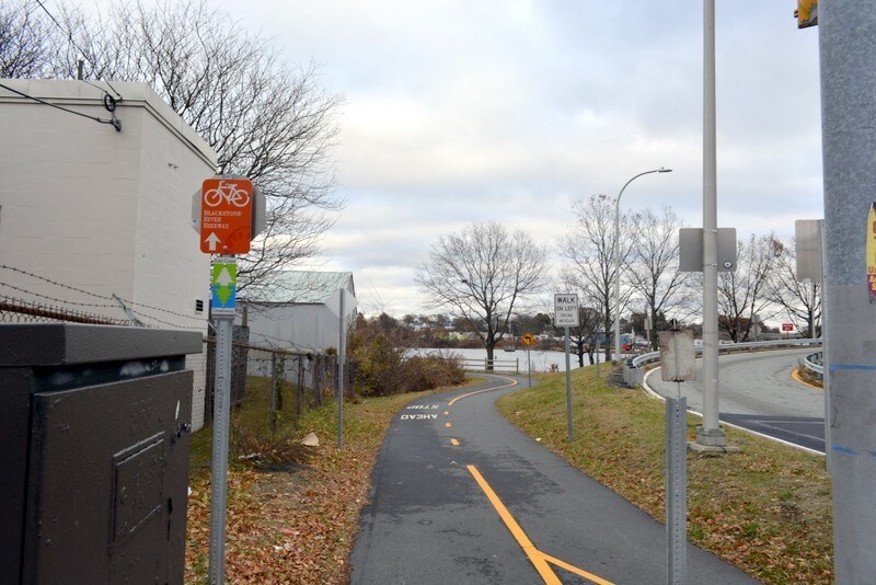 Foto del edificio - 78 Gano St