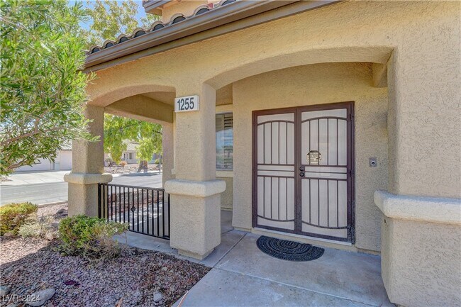 Foto del edificio - 1255 Summer Dawn Ave