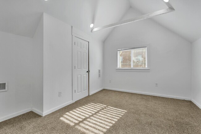 Foto del edificio - 1518 Howard St