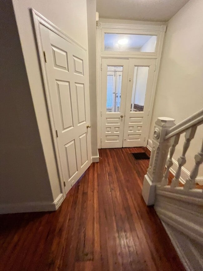 Photo - ???Spacious 4 Bedroom 1.5 Bath house locat...