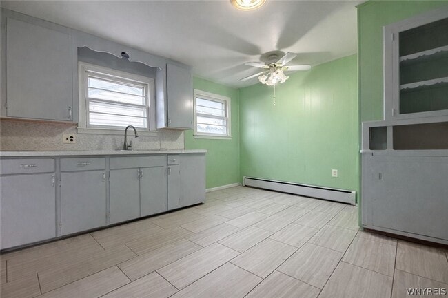 Building Photo - 3534 Ferry Ave