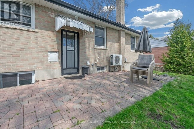 Building Photo - 769 Tennyson Ave
