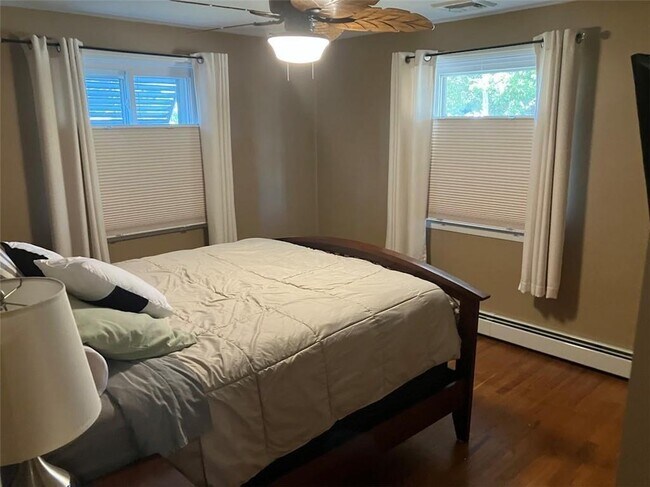 Foto del edificio - 56 Partition St