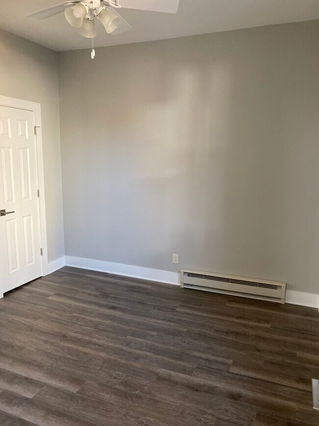 Foto del edificio - 2436 S Wentworth Ave