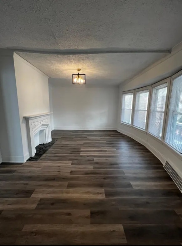 Foto del edificio - 3265 E Overlook Rd