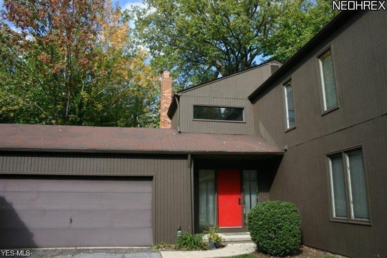 42 Oakshore Dr, Bratenahl, OH 44108 Condo for Rent in Bratenahl, OH