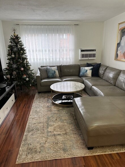 Photo - 700 Governors Drive Unit 17