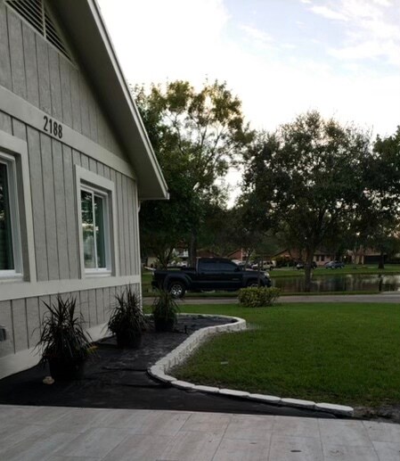 Building Photo - 2188 Nova Village Dr