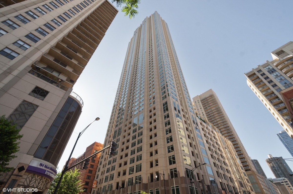 Foto principal - 33 W Ontario St