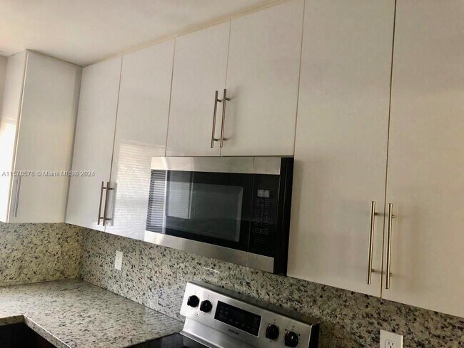 Foto del edificio - 2521 Pierce St