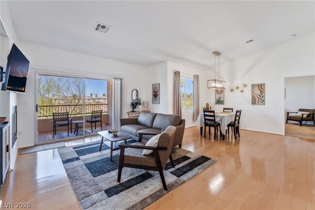 Foto del edificio - 904 Duckhorn Ct
