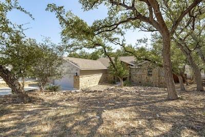 Building Photo - 1915 Owens Ln