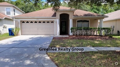 Building Photo - 15933 Leatherleaf Ln