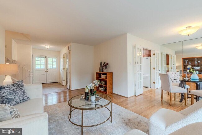 Foto del edificio - 8717 Higdon Dr