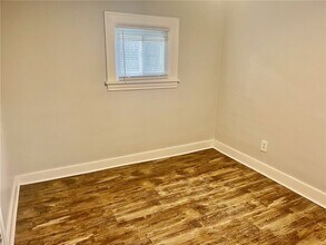 Building Photo - 223 E Filbert St