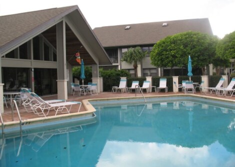 Pool & Clubhouse - 6295 SE Charleston Pl