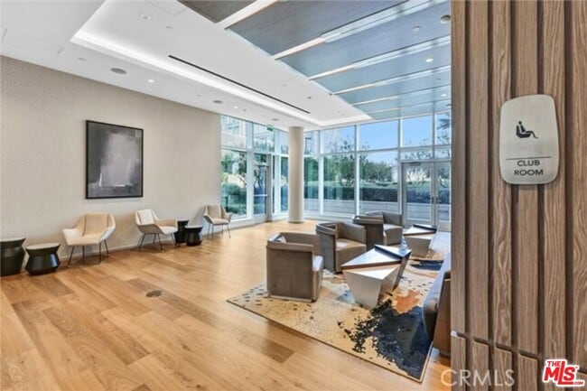 Building Photo - 877 Francisco St